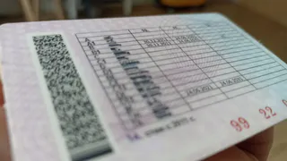 Водителей категории "В" обрадовали, теперь они смогут получить еще одни права без сдачи экзамена - нужна 1 справка