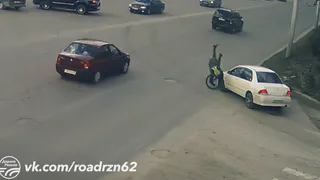 На Московском автомобиль сбил велосипедиста