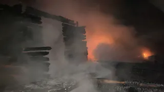 Пожар уничтожил частный дом в деревне Семенигино Камешковского района