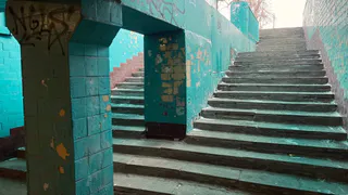 “Лестница стала еще хуже и не хватает перил”: о подземном переходе у “Барса”