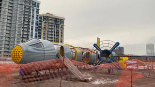 Первый делом самолеты: в Рязани появилась уникальная детская площадка
