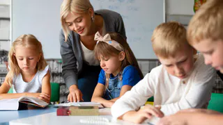 Во Владимирской области работают более 12 тысяч педагогов