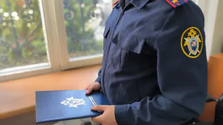 Житель Моргаушского округа, требуя деньги у односельчанина, чуть не задушил его