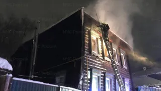 В центре Владимира ночью вспыхнул жилой дом