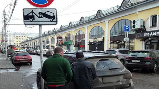 За неделю с улиц Рязани эвакуировали 104 неправильно припаркованных автомобиля