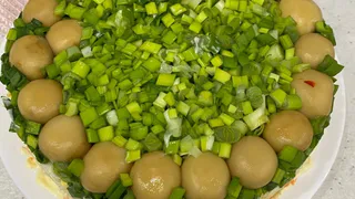 Самым невкусным блюдом мира признали салат из России: никогда не догадаетесь, о каком идет речь