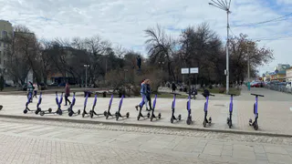 Рязанцев предупреждают о фальшивых QR-кодах на электросамокатах