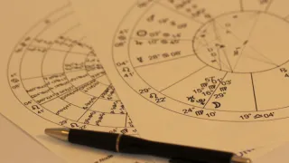 Выйдут на белую полосу: Глоба назвала три знака, которых ждет сказочная жизнь