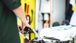 Во Владимире машина скорой помощи столкнулась с легковушкой: пострадали четверо