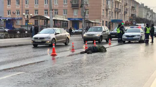 Погибла под колесами машины: на Первомайском проспекте сбили женщину