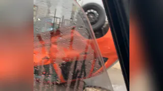 В Рязани на Московском шоссе перевернулся легковой автомобиль