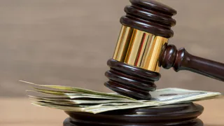 В Нижнекамске работодателя оштрафовали за то, что принял на работу завсклада