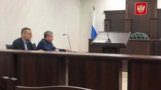 Суд продлил домашний арест Арцыбашеву и Фурфураку по делу о закупке уборочной техники в Рязани 