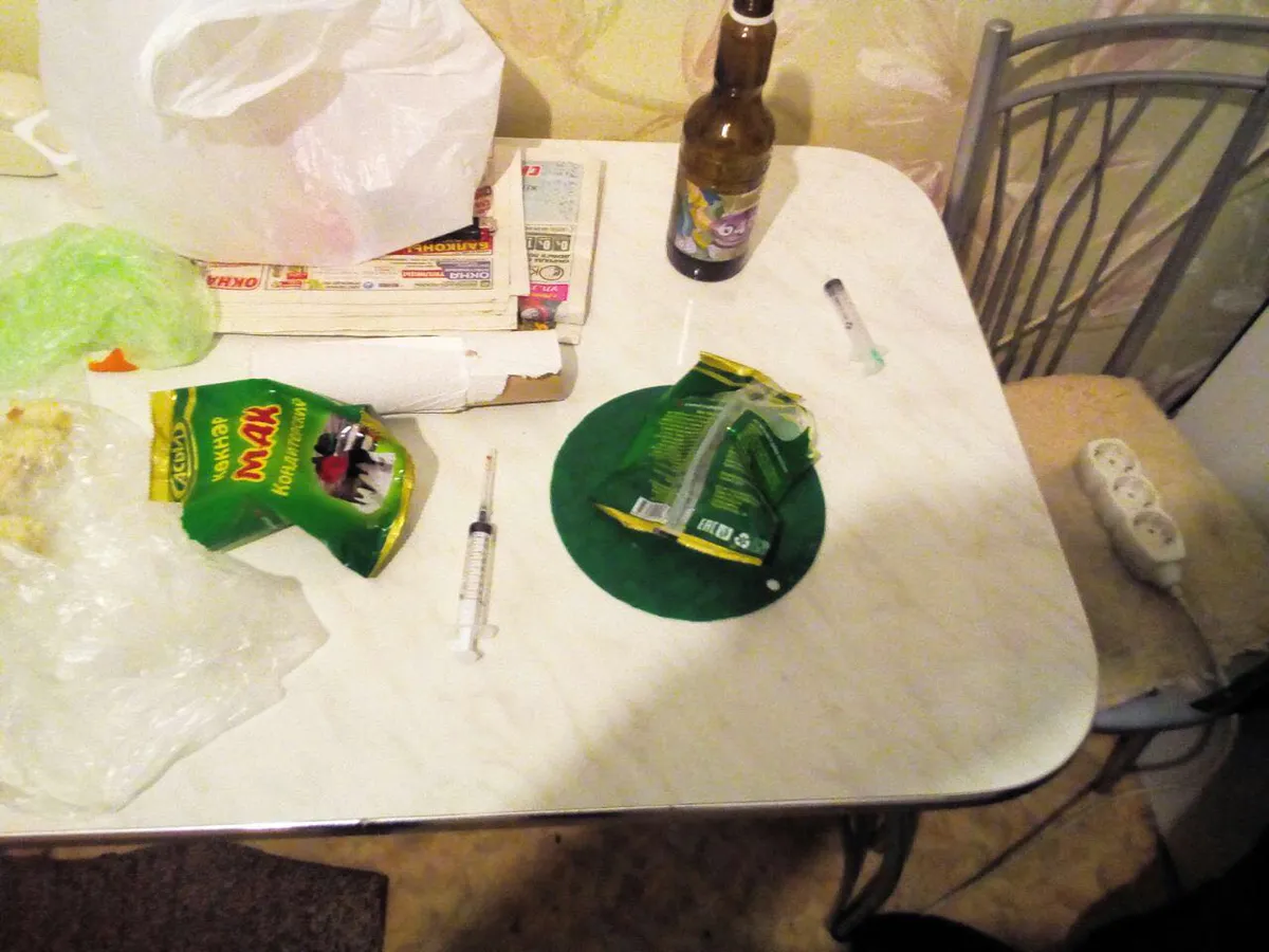 Нижнекамец организовал в квартире наркопритон