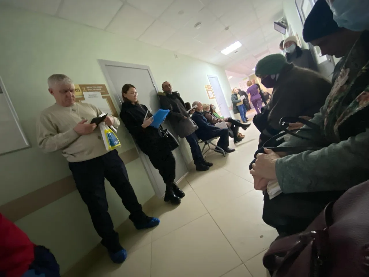 «Когда-нибудь уже будет порядок в стенах больницы?»