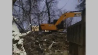 На площади Соборной в Рязани разрушили дом, в котором все еще прописаны люди