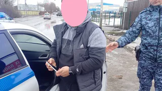 В Рязани на улице Циолковского 24-летний мужчина с пистолетом напал на аптеку