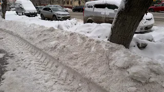 Жительница Пензы обратилась с претензией по поводу нерасчищенного снега на улице Рахманинова