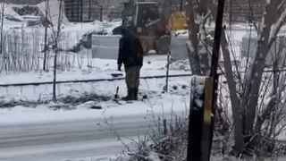 Осенняя посадка в Челябинской области: саженцы деревьев оказались в сугробах