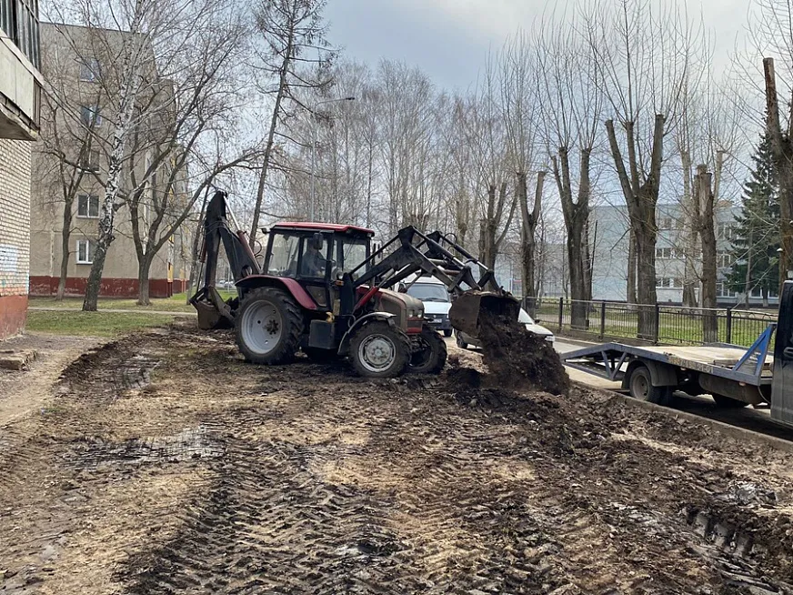 В Нижнекамске благоустраивают участки после ремонтных работ