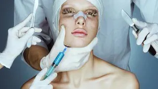 Женщин предостерегли от неоднозначных пластических операций