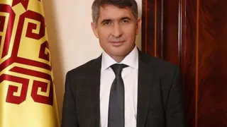 Олег Николаев поздравил работников и ветеранов энергетики