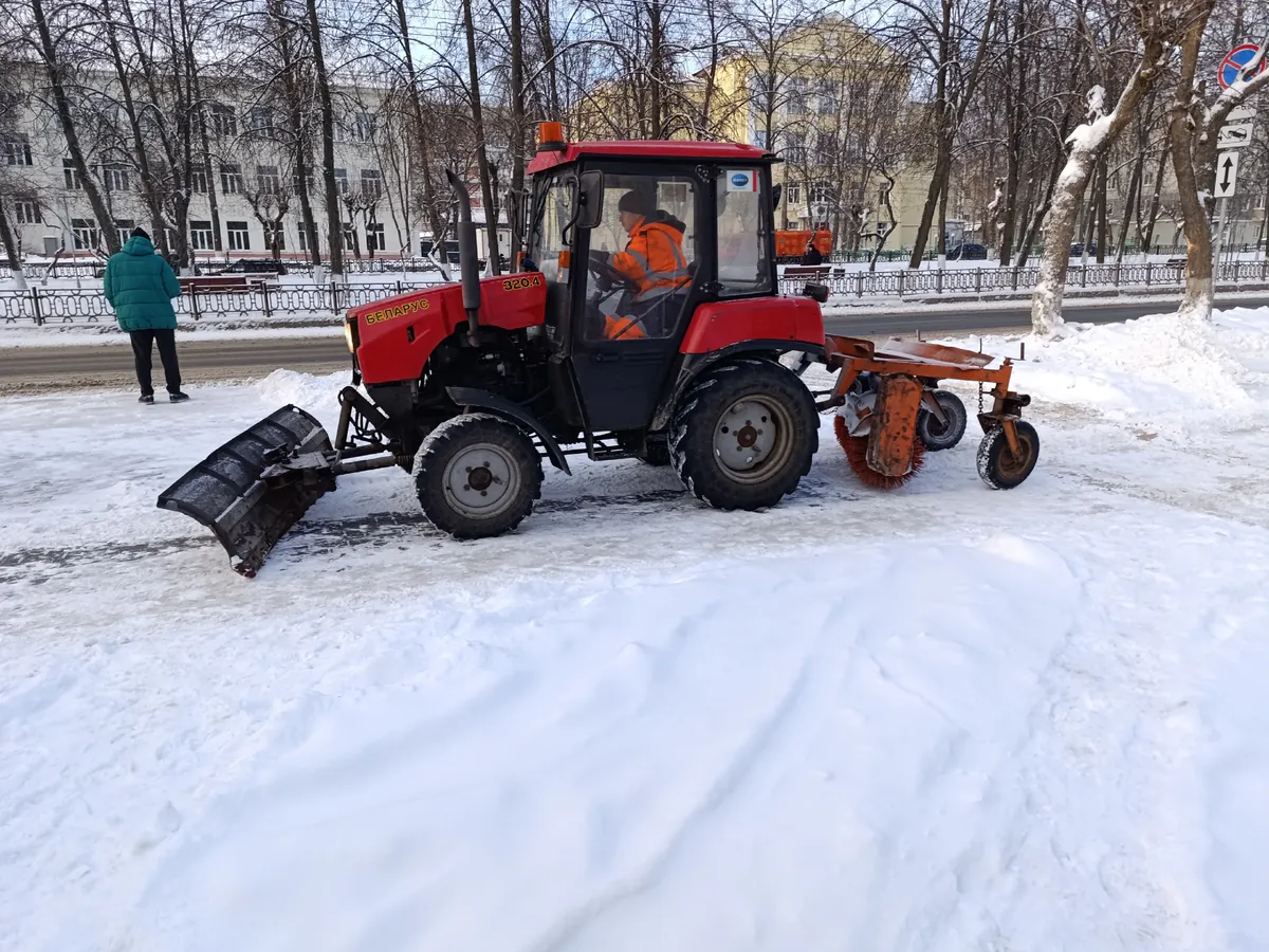 В Нижнекамске начнут эвакуировать автомобили, мешающие очистке дорог от снега