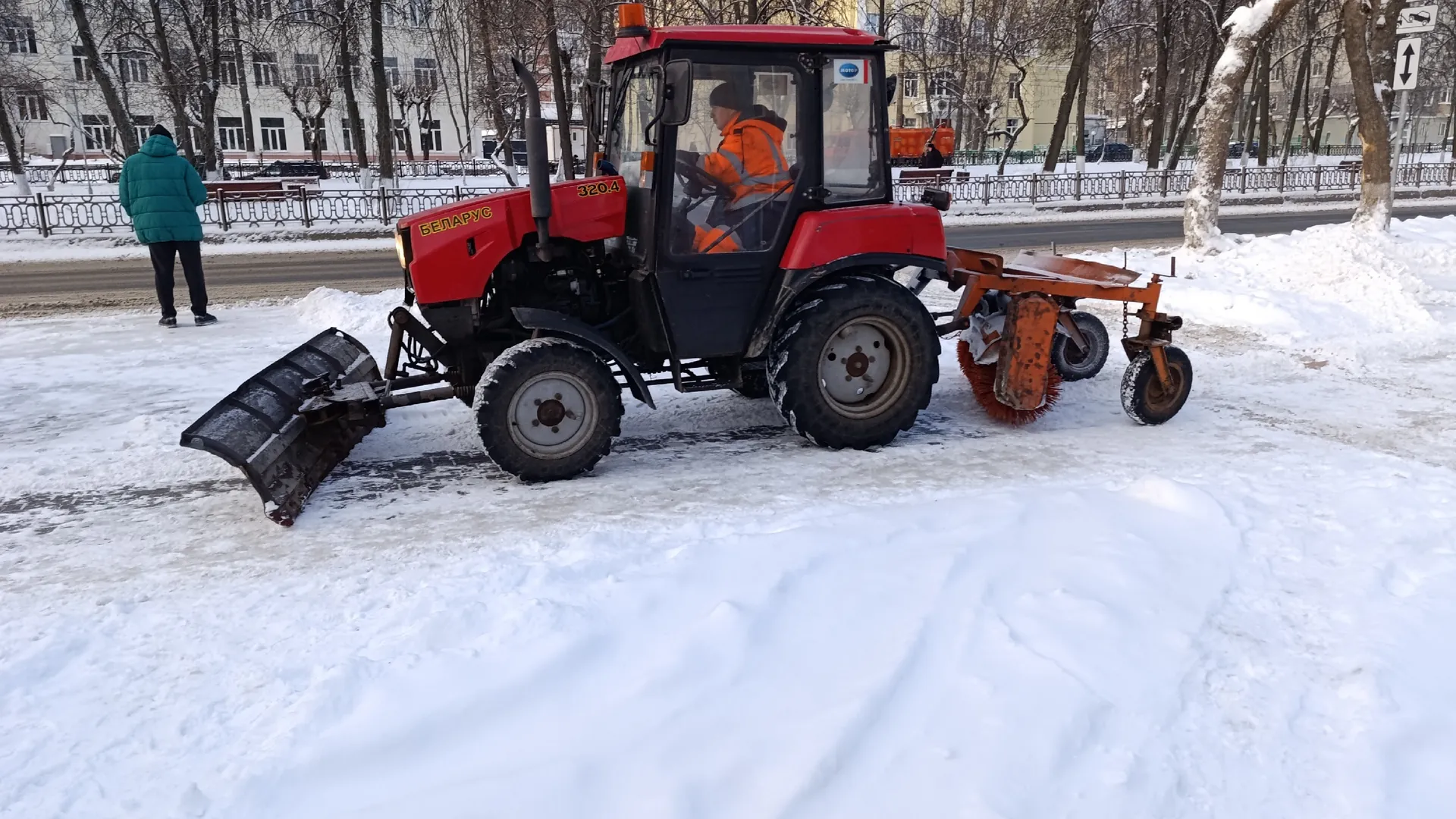 В Нижнекамске начнут эвакуировать автомобили, мешающие очистке дорог от снега