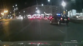 На Победе рязанец чудом не столкнулся с внедорожником