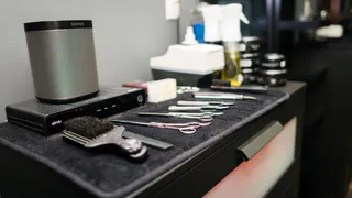 Парикмахеры продолжают стричь так — женщины выглядят старше на 7 лет: вот что стоит учесть при коротких стрижках