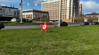 Олег Денисов принял участие в концерте у памятной композиции «Журавли»