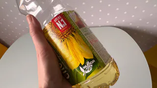 Всегда выкидывала заглушку от масла и только коллега из Ташкента рассказал, что с ней сделать - попробовала и запищала от восторга 