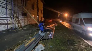 Прокуратура проводит проверку по факту падения рабочего с крыши в Петушках