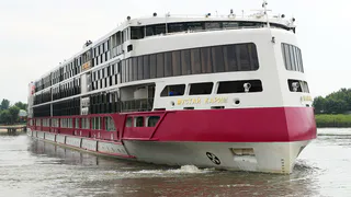 Теплоход «Мустай Карим» посетит Чебоксарский речной порт 20 ноября