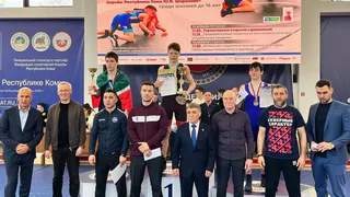 Сыктывкарские борцы завоевали золото на Всероссийских соревнованиях в Коми