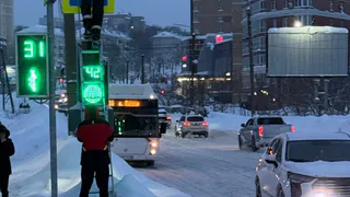 За что ГАИ могут оштрафовать водителя прямо в дорожной пробке - должен знать каждый владелец авто