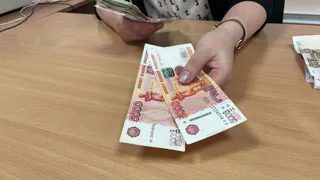 Для всех, кто хранит дома купюры 5 000 рублей - ждет важное изменение с 3 февраля