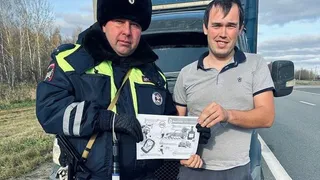 Сотрудники ГИБДД провели беседы с водителями из-за ухудшения погоды в Рязанском районе