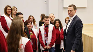 Губернатор Малков провел встречу с рязанскими участниками Всемирного фестиваля молодежи