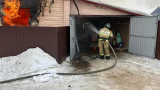В Собинском районе женщина вернулась за своими вещами в горящий дом и чуть не погибла