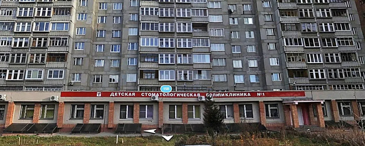 Мусор на крыше детской стоматологии возмутил рязанцев