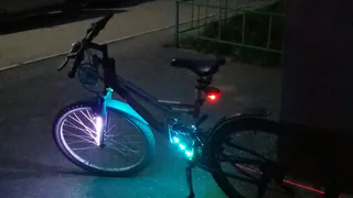Житель Рязани превратил свой велосипед в НЛО, чтобы выжить на темных улицах