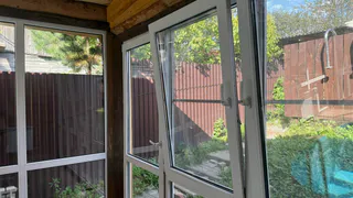 Перестала мыть окна по-старому — 13 трюков, после которых стекла блестят неделями