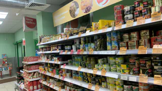 В "Светофор" за белорусской тушенкой: вскрываем 3 популярные банки с консервами