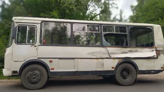 В Муромском районе комбайн протаранил автобус с рабочими