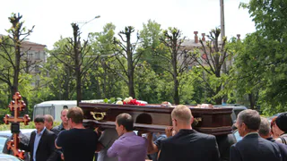 "Скелеты в шкафу": Как устроен похоронный бизнес - рассказывает сотрудница агентства