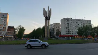 Верховный суд постановил: какой же поворотник нужно включать водителю при въезде на кольцо — правый или левый