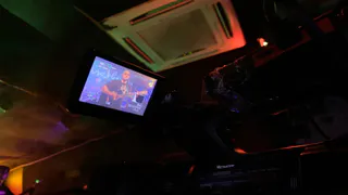 Диско-бабушка из Коми танцевала на концерте певца Ярослава Сумишевского