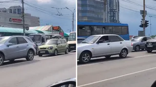 Видео: на Московском шоссе собралась огромная пробка