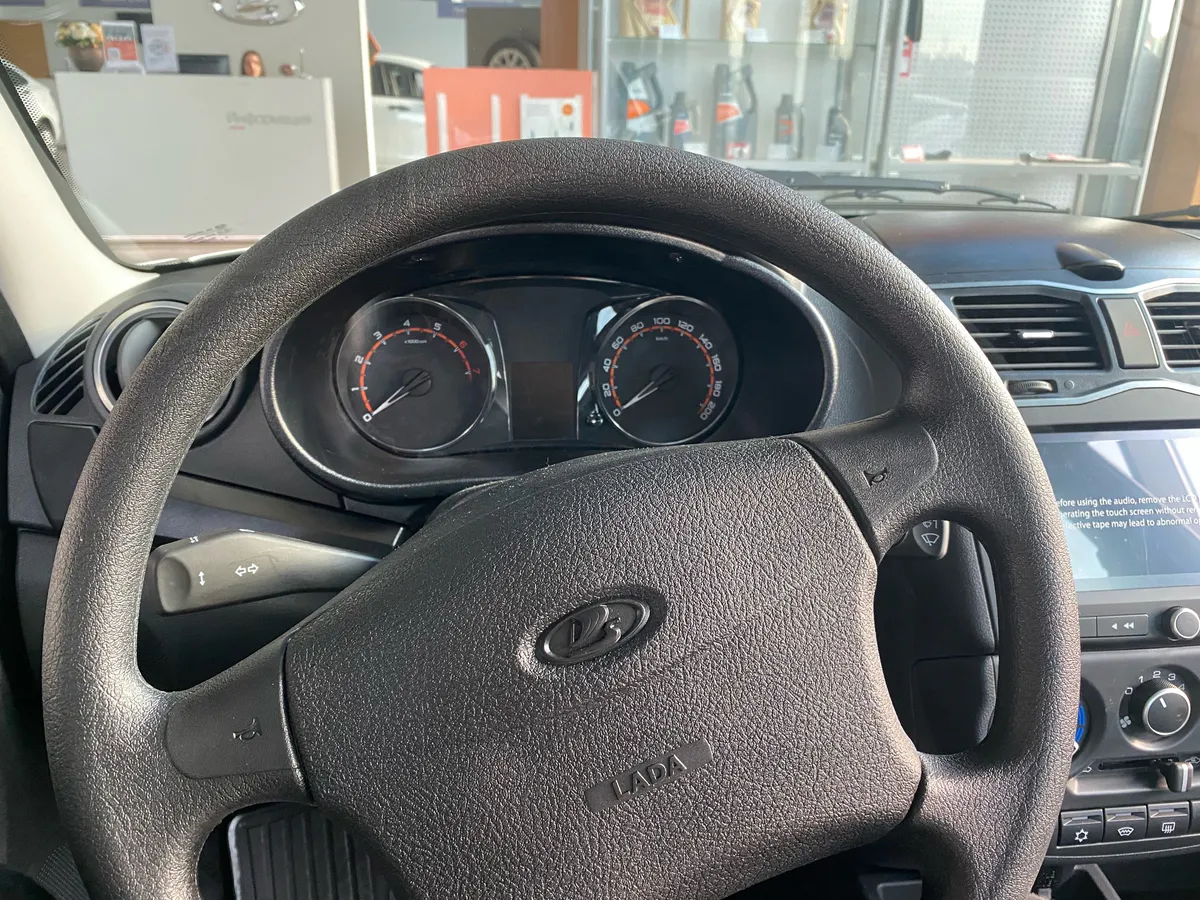 В ГАИ поставили жирную точку: до какого возраста можно водить авто — пенсионерам указали на действующие ограничения